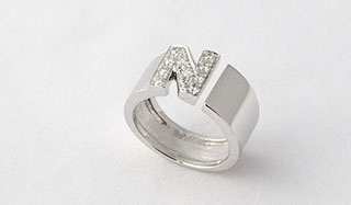 Anillo Oro Letra Personalizado